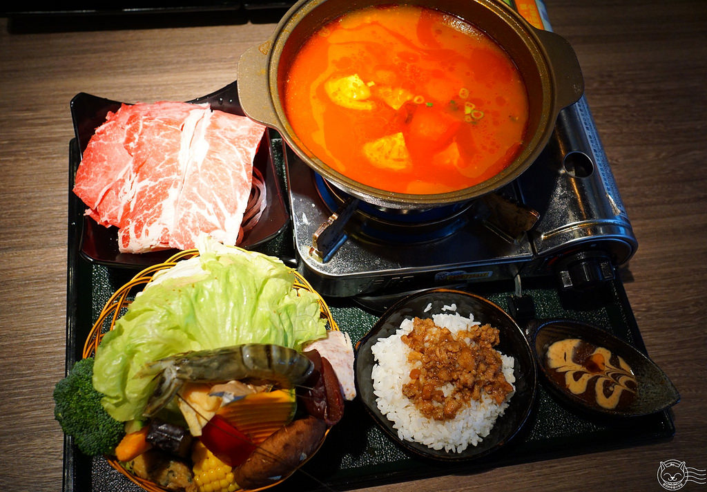 ※ 阿Q茶舍 ※【星羽愛美食-台中大里】大里24小時聚餐好空間,餐點口味挺好吃-阿Q茶舍 ※ 阿Q茶舍 ※【星羽愛美食-台中大里】大里24小時聚餐好空間,餐點口味挺好吃-阿Q茶舍