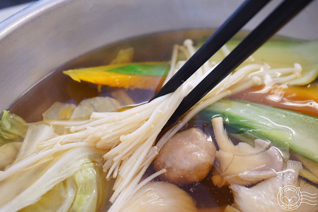 ※ 菇食美鍋 ※【星羽是吃貨-台中大里】CP值爆表兩吃涮涮鍋!! -菇食美鍋 ※ 菇食美鍋 ※【星羽是吃貨-台中大里】CP值爆表兩吃涮涮鍋!! -菇食美鍋