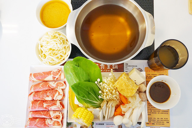 ※ 菇食美鍋 ※【星羽是吃貨-台中大里】CP值爆表兩吃涮涮鍋!! -菇食美鍋