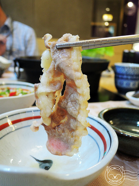 ※ 36計石頭小火鍋 ※【星羽愛美食-台中大里】擺滿桌爽度爆表的小火鍋-36計石頭小火鍋
