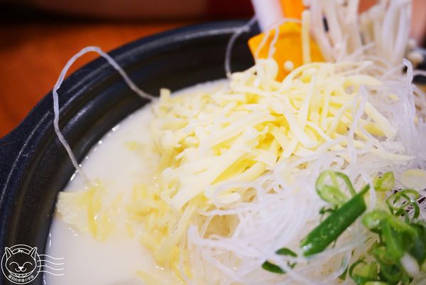 ※ 鐵熊二樂 ※【星羽是吃貨-台中南區】台中南區明亮可愛火鍋店-鐵熊二樂 ※ 鐵熊二樂 ※【星羽是吃貨-台中南區】台中南區明亮可愛火鍋店-鐵熊二樂
