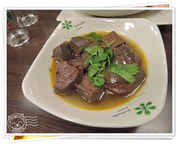※ 帝豪花雕雞 ※【星羽愛美食-台中】一鍋兩吃好吃花雕雞，醬濃肉Q湯頭香噴噴-帝豪花雕雞