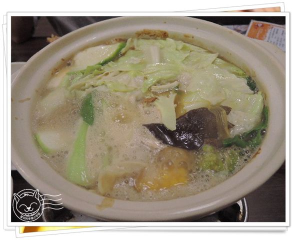 ※ 帝豪花雕雞 ※【星羽愛美食-台中】一鍋兩吃好吃花雕雞，醬濃肉Q湯頭香噴噴-帝豪花雕雞