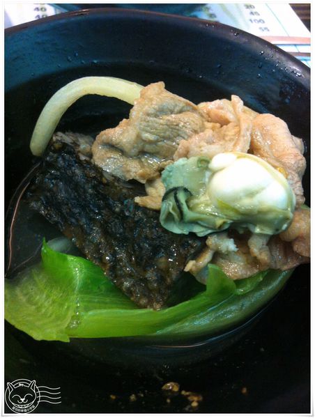 ※ 阿二靓鍋 ※【星羽愛美食-台中】牛肉硬硬，海鮮和湯表現亮眼的平價排隊人氣火鍋~-阿二靓鍋