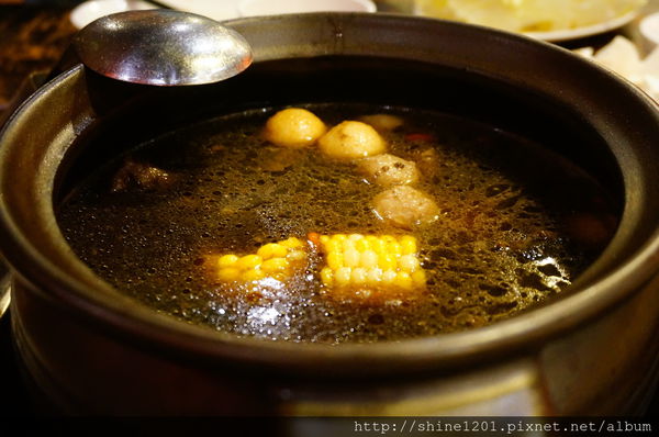 【宜蘭羅東美食推薦】大漢王朝羊肉爐.烏骨鷄.有岡山羊肉的味道~!!-大漢王朝羊肉爐