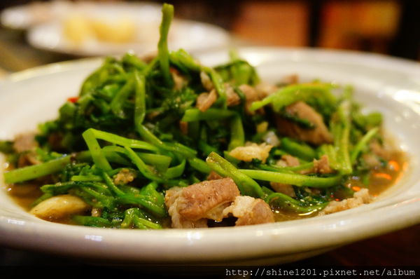 【宜蘭羅東美食推薦】大漢王朝羊肉爐.烏骨鷄.有岡山羊肉的味道~!!-大漢王朝羊肉爐