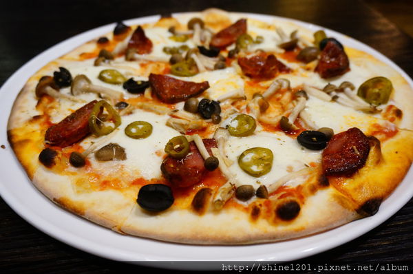 【義磚義瓦義式料理】中山店給你不一樣的放鬆小酒吧新風格.中山站美食餐廳推薦-義磚義瓦義式料理