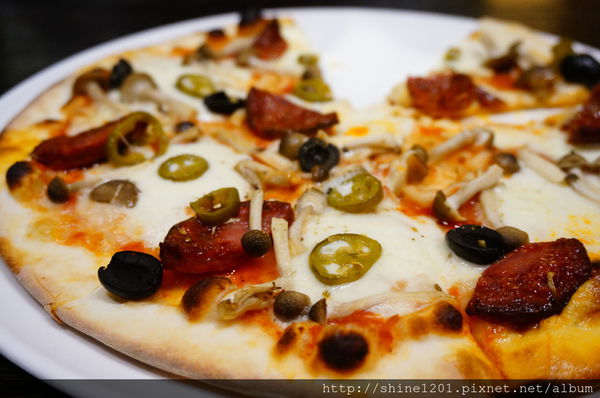 【義磚義瓦義式料理】中山店給你不一樣的放鬆小酒吧新風格.中山站美食餐廳推薦-義磚義瓦義式料理