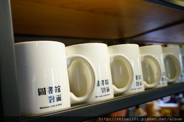 【中永和美食】圖書館對面咖啡 永和早午餐.下午茶推薦-圖書館對面咖啡 【中永和美食】圖書館對面咖啡 永和早午餐.下午茶推薦-圖書館對面咖啡