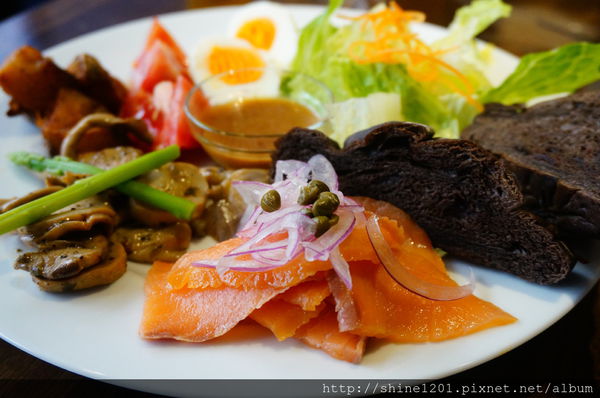 【中永和美食】圖書館對面咖啡 永和早午餐.下午茶推薦-圖書館對面咖啡 【中永和美食】圖書館對面咖啡 永和早午餐.下午茶推薦-圖書館對面咖啡