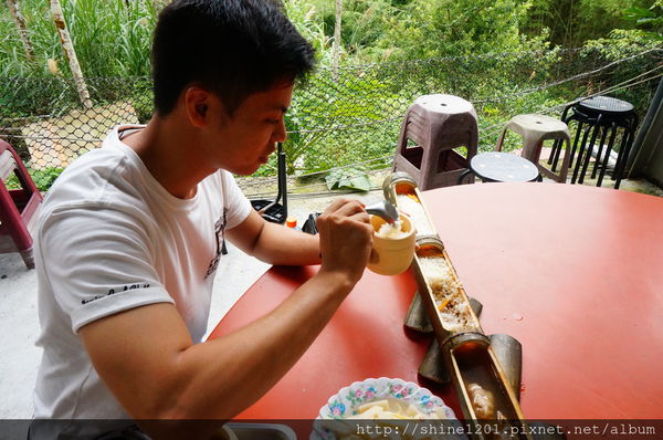 【南投溪頭竹筒飯】天鵝湖茶花園竹筒套餐  溪頭特色餐廳-天鵝湖茶花園竹筒套餐