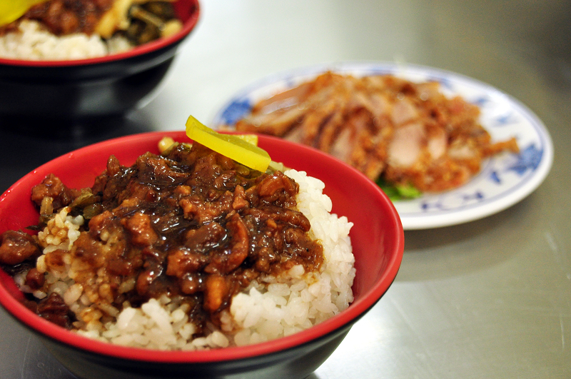 [食記]中山路129巷隱藏版美食。炸豬肝-炸豬肝