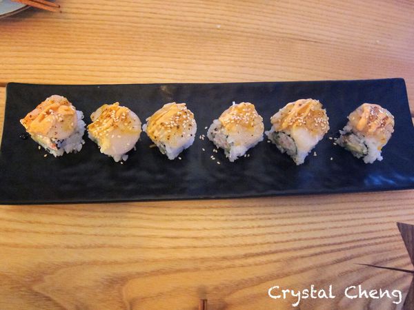 【台北美食推薦】izumi by sumi 湶 美味壽司卷 好像Lounge Bar的異國創意料理店-izumi by sumi 湶