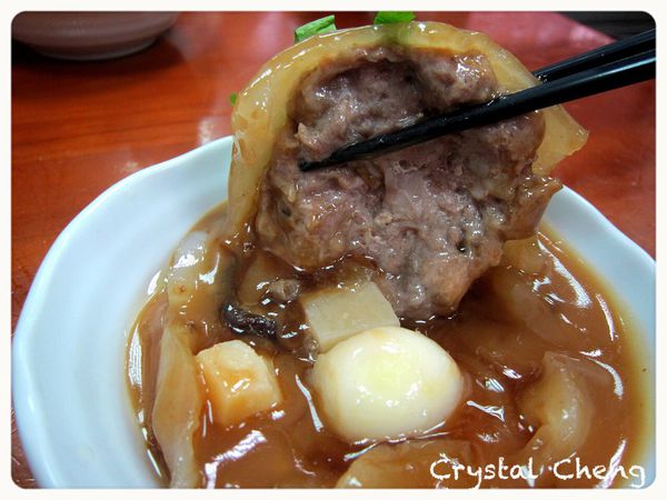 【新北美食推薦】林員肉圓 料多好美味肉圓 每次去板橋一定吃推薦！！(小吃 新北美食）-林員肉圓