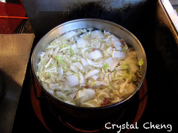 【基隆美食推薦】圳記 紅燒鰻羹 甘甜湯頭真心覺得好好吃但越來越貴的半世紀廟口小吃！-圳記