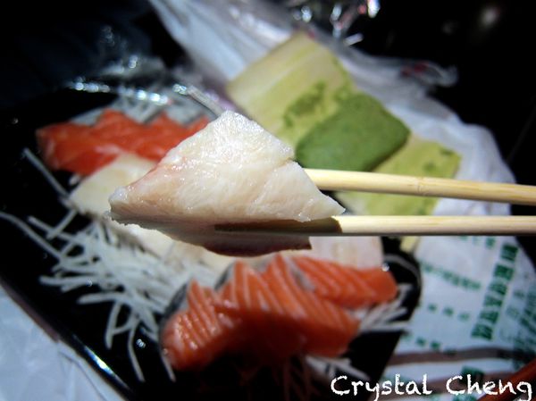 【基隆美食推薦】朱添鮮魚號 凌晨三點營業的新鮮現切生魚片 入口鮮甜 可是又是邊吃邊想睡呀！！-朱添鮮魚號