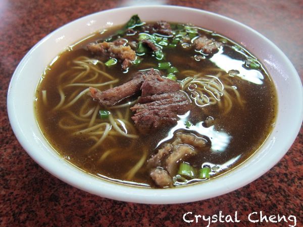 【台中美食推薦】姐妹牛肉 清爽湯頭牛肉軟嫩 宵夜也能來吃牛肉麵啦!!-姐妹牛肉 【台中美食推薦】姐妹牛肉 清爽湯頭牛肉軟嫩 宵夜也能來吃牛肉麵啦!!-姐妹牛肉