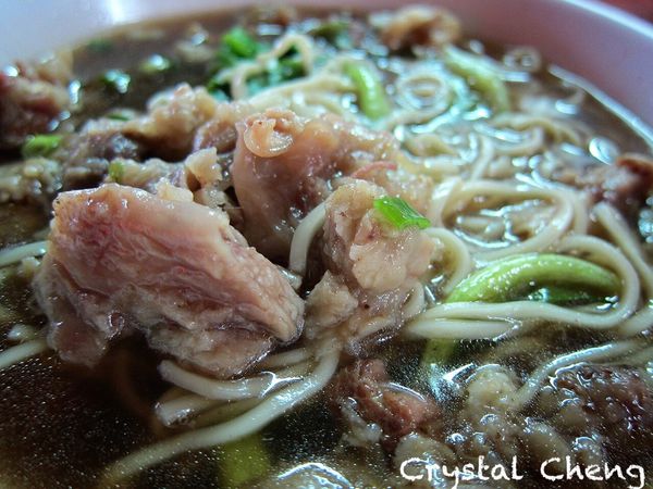 【台中美食推薦】姐妹牛肉 清爽湯頭牛肉軟嫩 宵夜也能來吃牛肉麵啦!!-姐妹牛肉 【台中美食推薦】姐妹牛肉 清爽湯頭牛肉軟嫩 宵夜也能來吃牛肉麵啦!!-姐妹牛肉