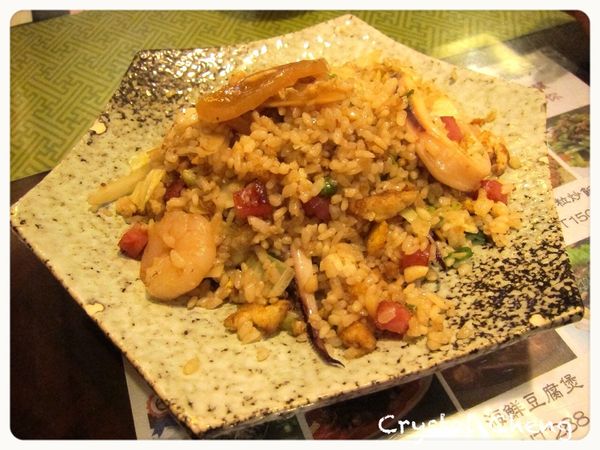 【台中美食推薦】寧波風味小館 寧波三鮮炒飯好吃的不得了推薦！-寧波風味小館