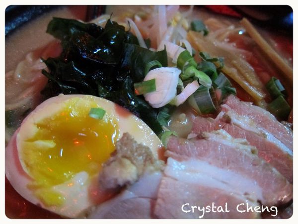 【台中美食推薦】秘密 日式拉麵攤 好吃平價的深夜食鋪 K.O.一碗兩百的日式拉麵店啦！-秘密