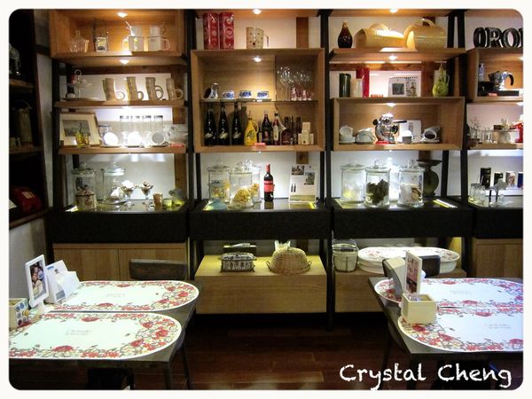 【台中美食推薦】Orobello 8巷23號 美味Gelato冰淇淋與手工餅乾 老宅好味道推薦！-Orobello 8巷23號