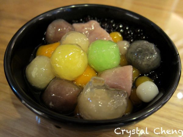 【台中美食推薦】台南東區焦糖煉乳包心粉圓 預估這個夏天一定會好好熱門店家呀 建議點半糖！！-台南東區焦糖煉乳包心粉圓