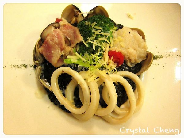【台中美食推薦】Giocoso Café &Pasta 激推回味無窮的墨魚燉飯-Giocoso Café &Pasta 【台中美食推薦】Giocoso Café &Pasta 激推回味無窮的墨魚燉飯-Giocoso Café &Pasta