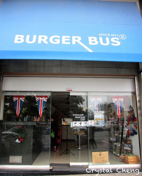 【台中美食推薦】Burger Bus 漢堡巴士 英倫風格美味早午餐-Burger Bus 【台中美食推薦】Burger Bus 漢堡巴士 英倫風格美味早午餐-Burger Bus