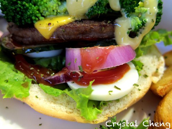 【台中美食推薦】Burger Bus 漢堡巴士 英倫風格美味早午餐-Burger Bus 【台中美食推薦】Burger Bus 漢堡巴士 英倫風格美味早午餐-Burger Bus