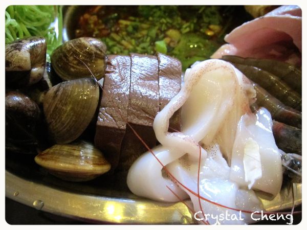 【台中美食推薦】很越南宮廷料理 好新鮮食材越南火鍋嘗鮮!-很越南宮廷料理 【台中美食推薦】很越南宮廷料理 好新鮮食材越南火鍋嘗鮮!-很越南宮廷料理