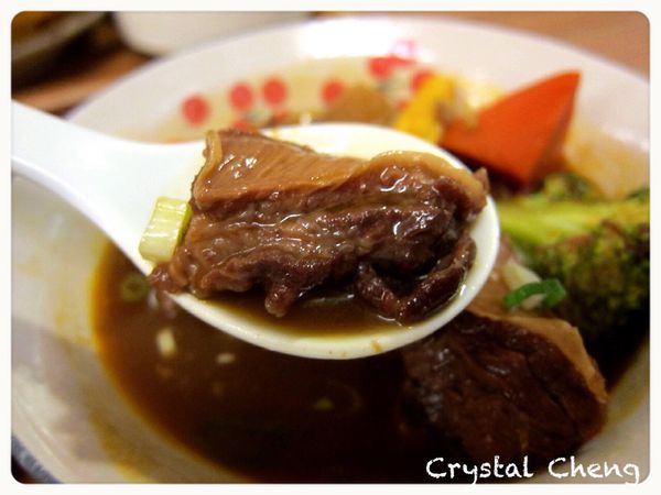 【台中美食推薦】食茶父子 日式食堂簡單平價家庭料理 紅燒牛腩超嫩-食茶父子 【台中美食推薦】食茶父子 日式食堂簡單平價家庭料理 紅燒牛腩超嫩-食茶父子