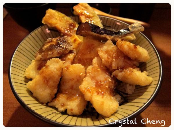 【台中美食推薦】狐狸丼 不經意發現的好平價日本料理店 炸物好吃推薦！-狐狸丼