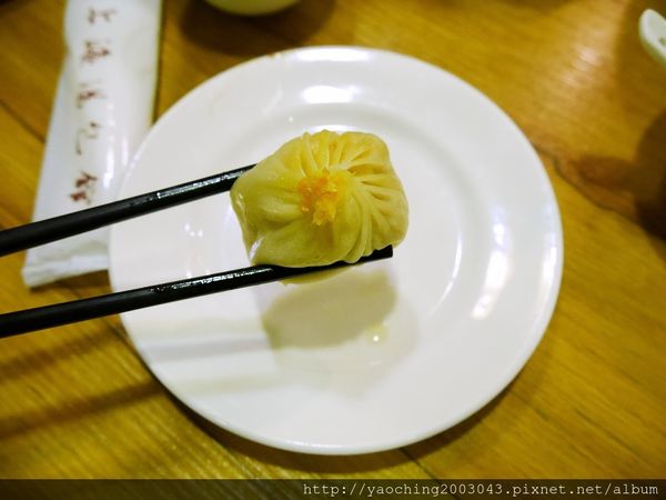 台中西區 滬園上海湯包館,台中新光三越的多年江浙菜老店搬遷到更大的店面來服務,近向上東興路口 台中西區 滬園上海湯包館,台中新光三越的多年江浙菜老店搬遷到更大的店面來服務,近向上東興路口