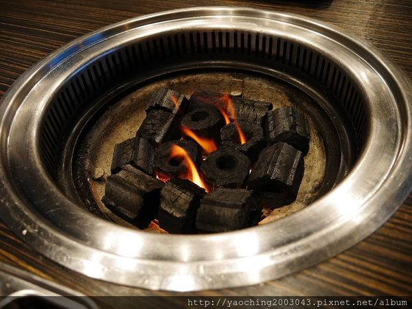 台中北屯龍八燒肉,大份量的男子漢套餐,試圖征服那些愛嗑肉的男男女女 台中北屯龍八燒肉,大份量的男子漢套餐,試圖征服那些愛嗑肉的男男女女
