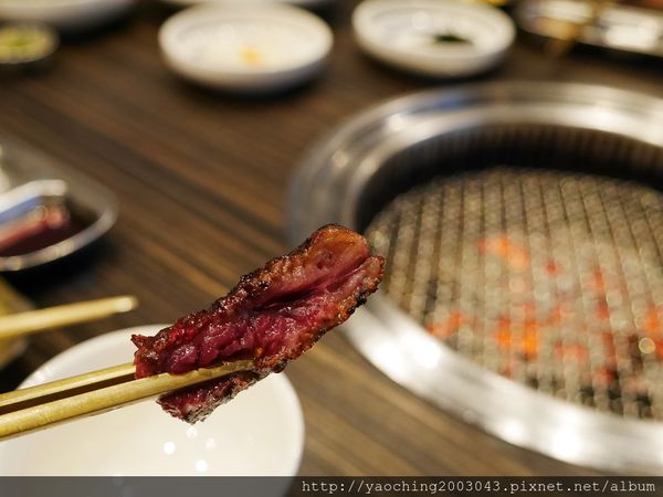 台中北屯龍八燒肉,大份量的男子漢套餐,試圖征服那些愛嗑肉的男男女女 台中北屯龍八燒肉,大份量的男子漢套餐,試圖征服那些愛嗑肉的男男女女