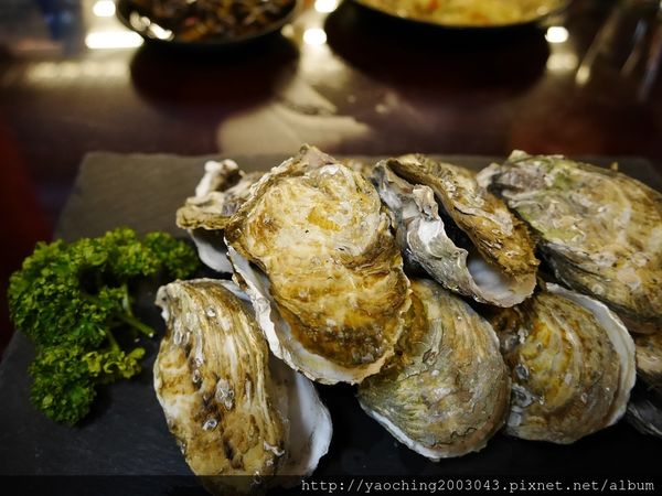 台中西屯 Yoshi唷嘻海鮮烤物,妖怪夜市的新店家進駐,主打各式海鮮烤物、日式料理 台中西屯 Yoshi唷嘻海鮮烤物,妖怪夜市的新店家進駐,主打各式海鮮烤物、日式料理