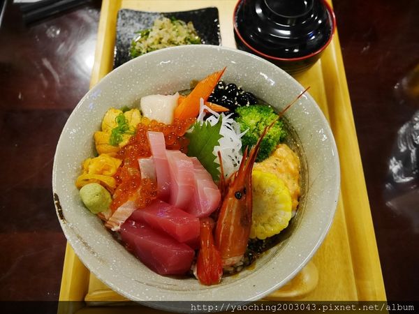 台中西屯 Yoshi唷嘻海鮮烤物,妖怪夜市的新店家進駐,主打各式海鮮烤物、日式料理 台中西屯 Yoshi唷嘻海鮮烤物,妖怪夜市的新店家進駐,主打各式海鮮烤物、日式料理
