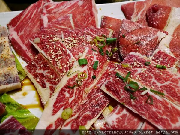 彰化 熊炭日式炭火燒肉，安格斯牛、紐西蘭生蠔都是很誠意的提供