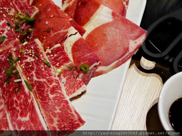 彰化 熊炭日式炭火燒肉，安格斯牛、紐西蘭生蠔都是很誠意的提供