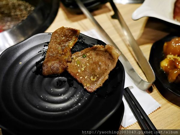 彰化 熊炭日式炭火燒肉，安格斯牛、紐西蘭生蠔都是很誠意的提供