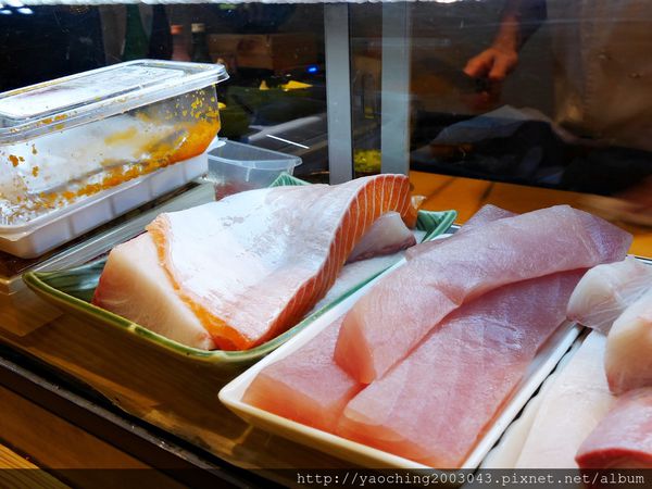 台中西屯 倚樂屋立食壽司,市警總局後的高CP值人氣店家 台中西屯 倚樂屋立食壽司,市警總局後的高CP值人氣店家