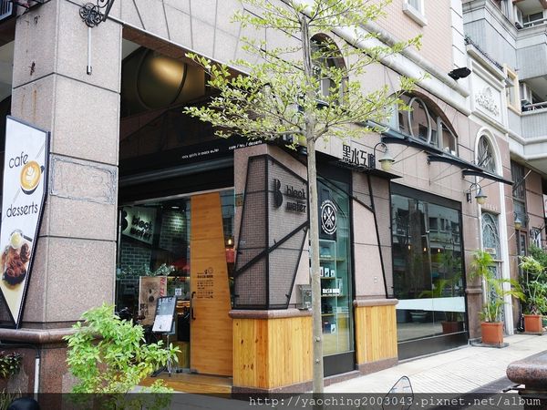 台中西屯 黑水工廠,有性格店貓陪伴的巷弄音樂咖啡 台中西屯 黑水工廠,有性格店貓陪伴的巷弄音樂咖啡