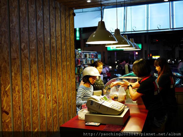 台中逢甲 鐵味食堂,打破一般便當店的傳統印象 台中逢甲 鐵味食堂,打破一般便當店的傳統印象