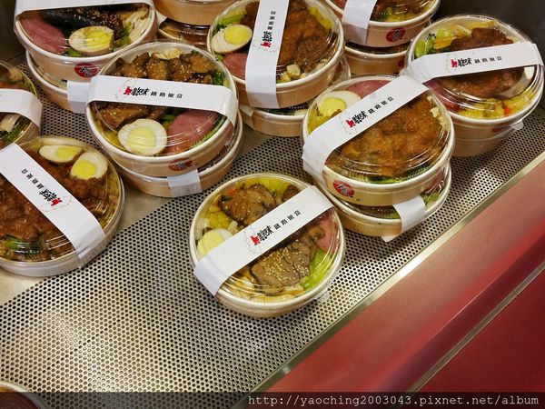 台中逢甲 鐵味食堂,打破一般便當店的傳統印象 台中逢甲 鐵味食堂,打破一般便當店的傳統印象