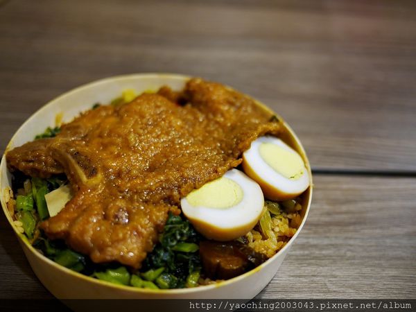 台中逢甲 鐵味食堂,打破一般便當店的傳統印象 台中逢甲 鐵味食堂,打破一般便當店的傳統印象