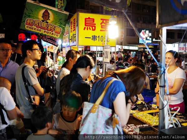 台中東區 旱溪夜市馬莉娜俄式手工蛋糕,台灣郎與俄太太共譜的蛋糕夢 台中東區 旱溪夜市馬莉娜俄式手工蛋糕,台灣郎與俄太太共譜的蛋糕夢