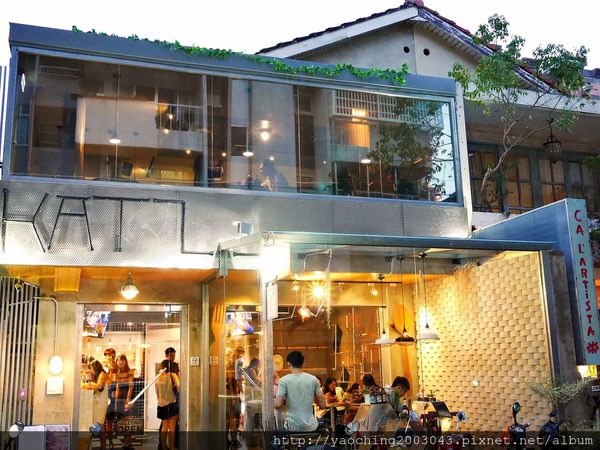  台中西區 KATZ卡司美韓創意料理，鬧區中的食尚酒館，韓式炸雞不再小了，飯糰需要自己捏