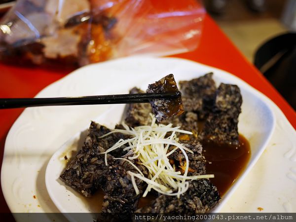 高雄仁武 仁武烤鴨，爆人氣的知名烤鴨，開店就沒停過，鴨肉米血都好吃