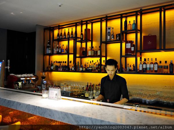 台中西屯 Beluga Restaurant Bar,街巷中的時尚餐酒館 台中西屯 Beluga Restaurant Bar,街巷中的時尚餐酒館