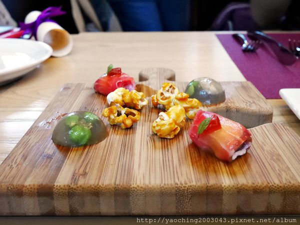 台中西屯 Beluga Restaurant Bar,街巷中的時尚餐酒館 台中西屯 Beluga Restaurant Bar,街巷中的時尚餐酒館
